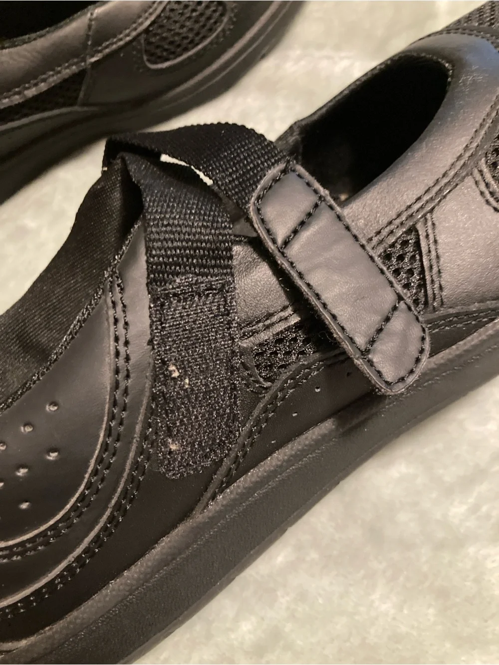 EUC Vintage Mushrooms Leather Mary Jane Slip On Shoe Size 8.5M